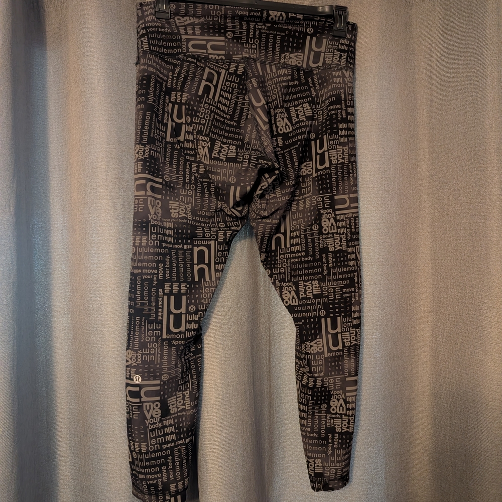 Lululemon Black and Gray Logo Leggings